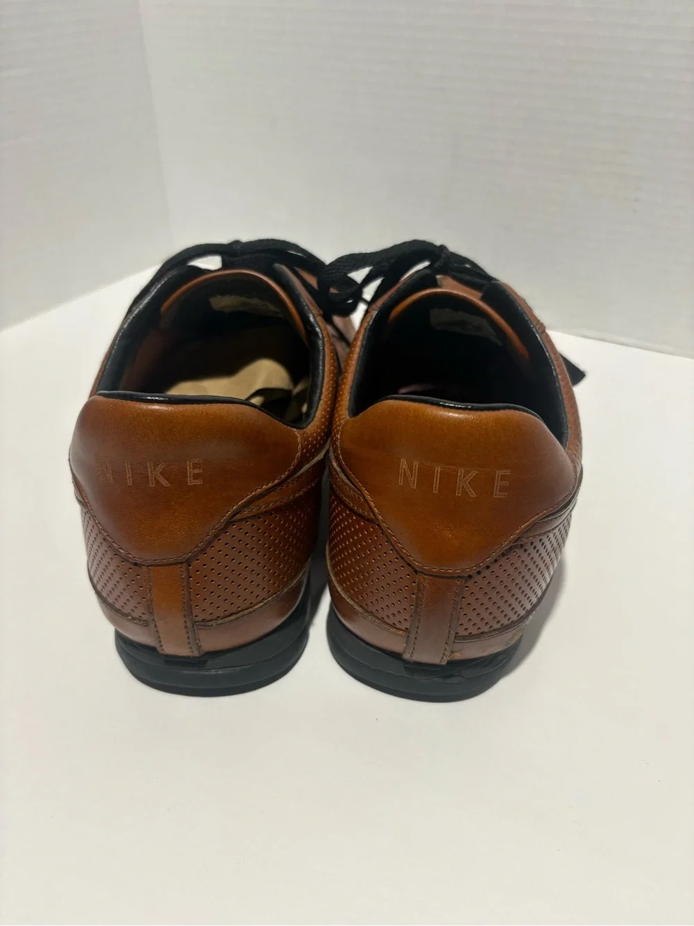 Nike classic brown